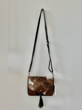 NWT Countryside Co. Del Rio Cowhide Tooled Leather Envelope Crossbody Bag👛✨